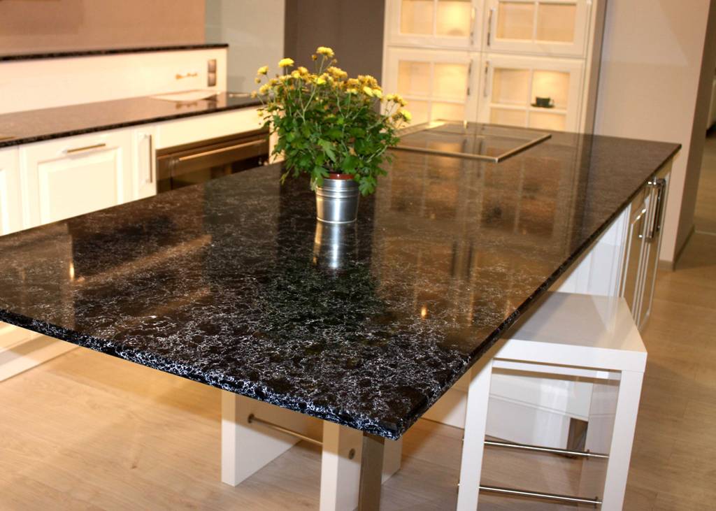 Столы из искусственного акрилового камня