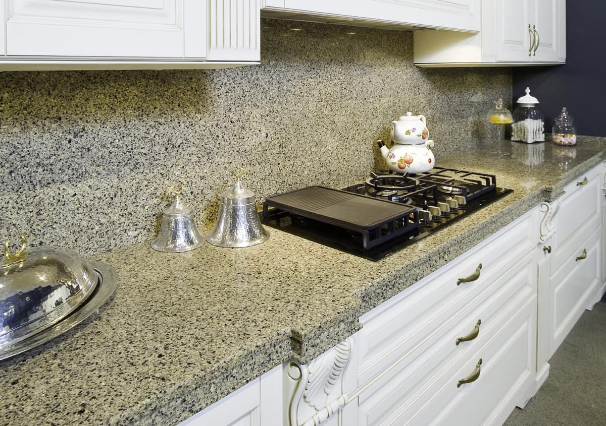 Фартук из искусственного камня