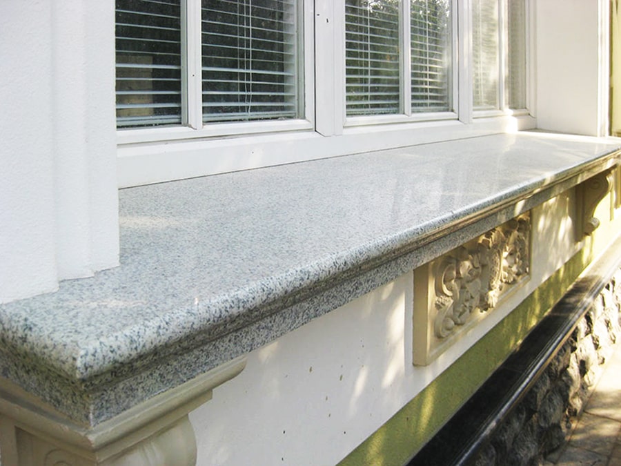 Отливы для цоколя и фасада из камня