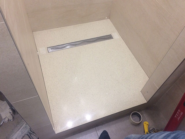 Поддон в душ из камня