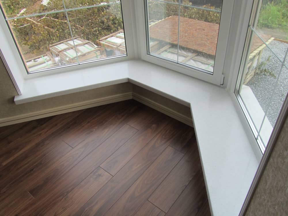 Акриловые подоконники эркерные