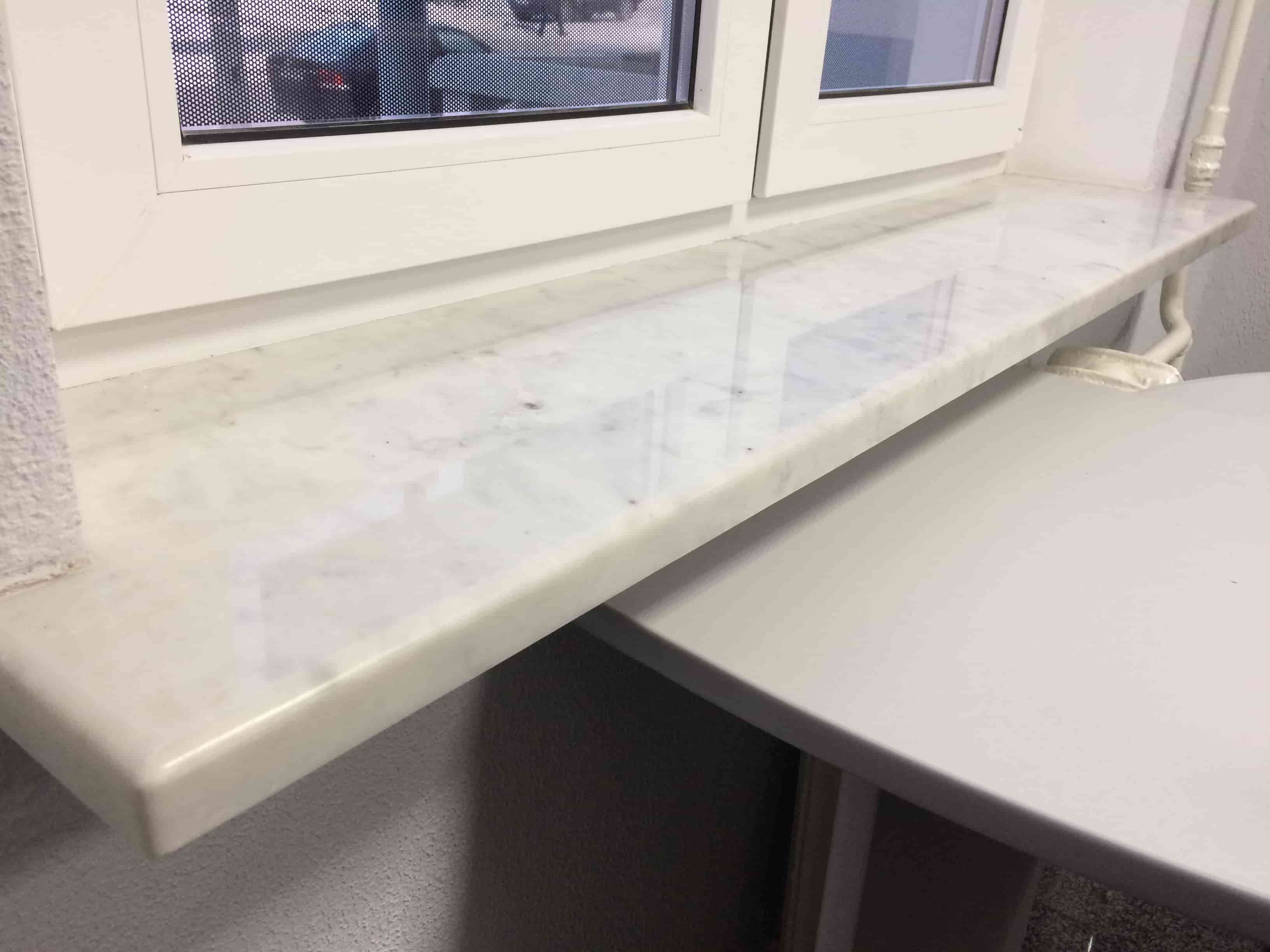 Светлый подоконник под мрамор
