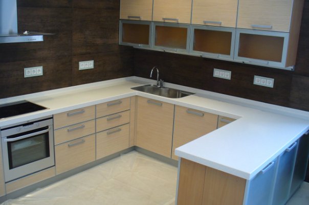 Столешницы из искусственного камня